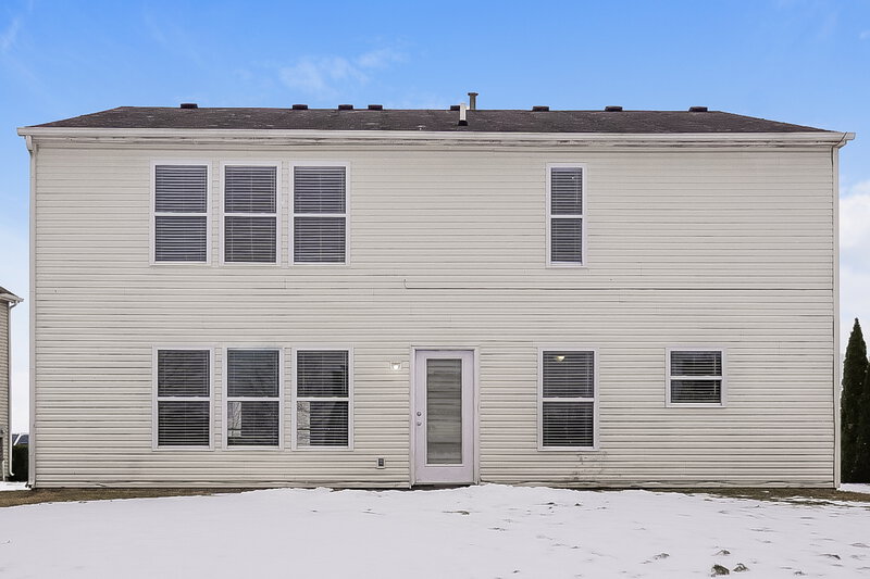2,575/Mo, 5636 N Littleton Dr McCordsville, IN 46055 Rear View