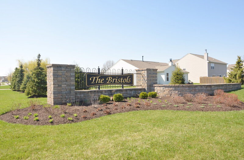 2,150/Mo, 13019 Quarterback Ln Fishers, IN 46037 Community Entrance View
