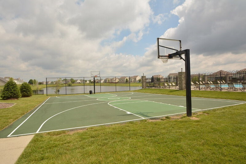 2,150/Mo, 13019 Quarterback Ln Fishers, IN 46037 Basketball Court View