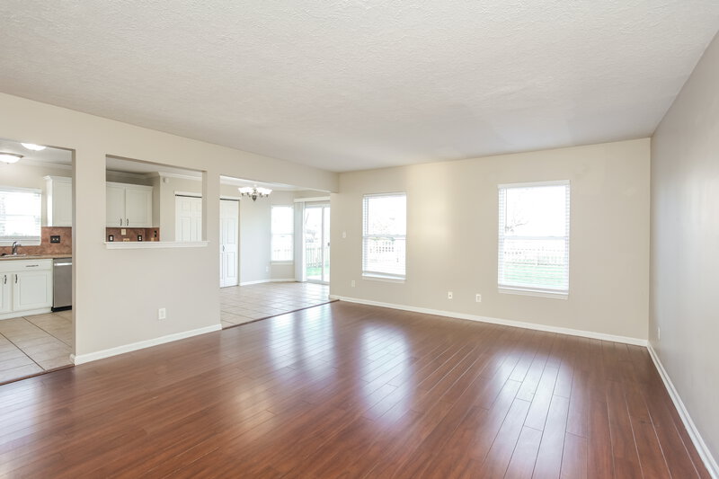 2,505/Mo, 11940 Jesterwood Dr Fishers, IN 46037 Living Room View