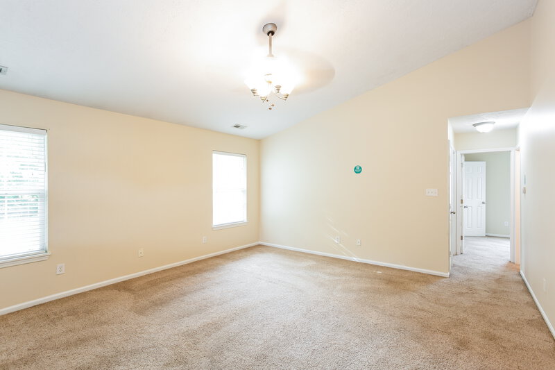1,465/Mo, 44 Poplar Ct New Whiteland, IN 46184 Living Room View 3