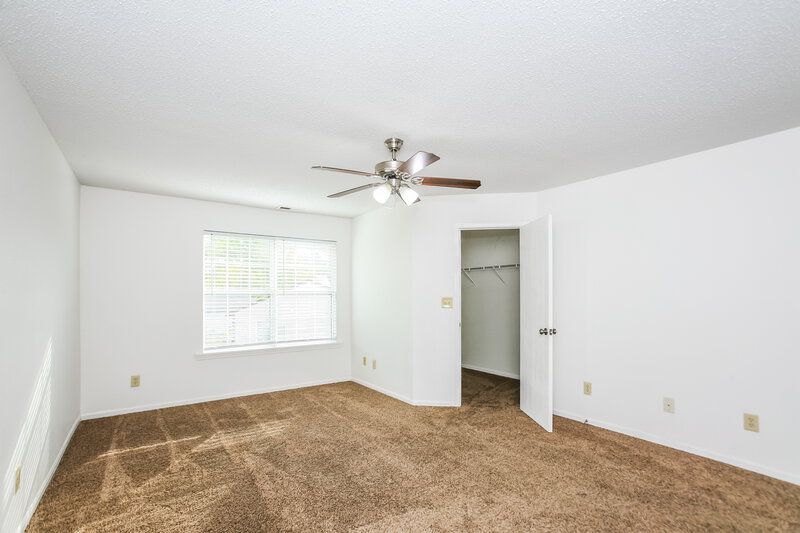 1,650/Mo, 7611 Buck Run Ct Indianapolis, IN 46217 Main Bedroom View