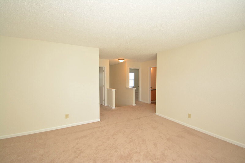 1,595/Mo, 5031 Flame Way Indianapolis, IN 46254 Loft View 2