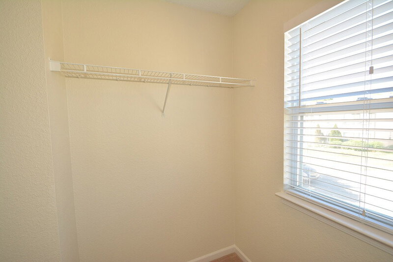 1,595/Mo, 5031 Flame Way Indianapolis, IN 46254 Closet View