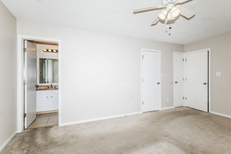 1,980/Mo, 7394 Tassel Ct Avon, IN 46123 Main Bedroom View