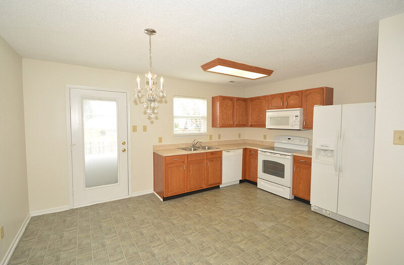 1,420/Mo, 8561 Bluff Point Dr Camby, IN 46113 Kitchen View