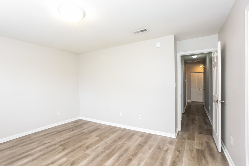 1,755/Mo, 2335 Layton Park Dr Indianapolis, IN 46239 Main Bedroom View 2