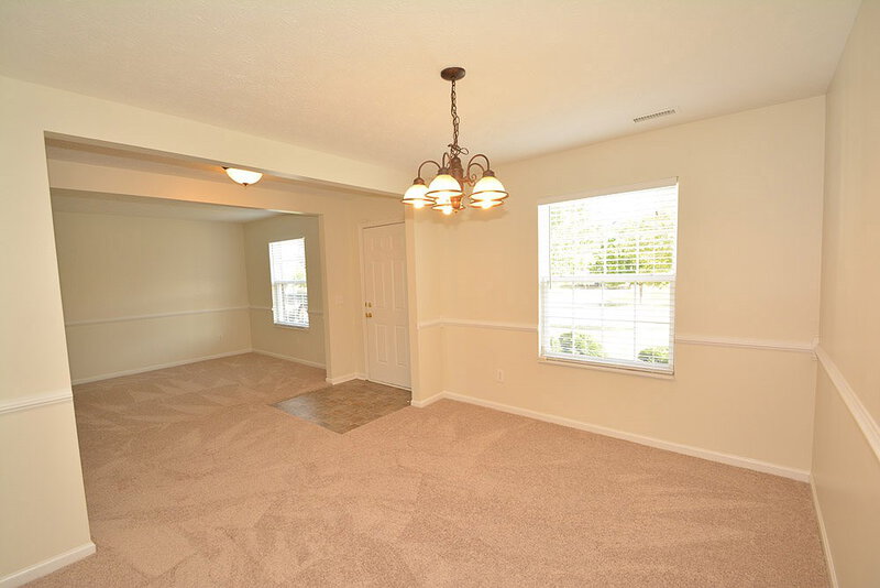 1,730/Mo, 10993 Amelia Ct Noblesville, IN 46060 Dining Room View 2