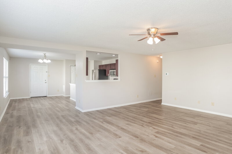 1,790/Mo, 6241 Amber Valley Ln Indianapolis, IN 46237 Living Room View