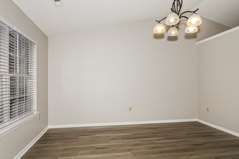 1,960/Mo, 110 Tracy Ridge Blvd New Whiteland, IN 46184 Living Room View 2
