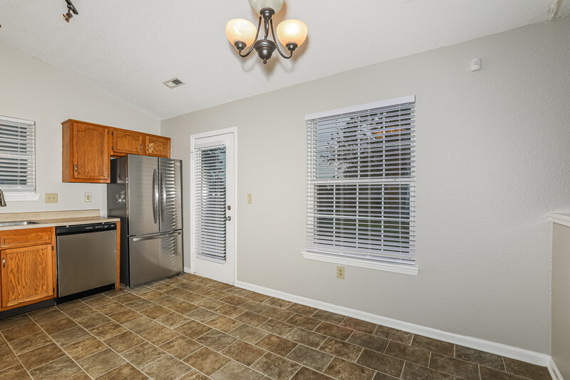 1,960/Mo, 110 Tracy Ridge Blvd New Whiteland, IN 46184 Dining Room View