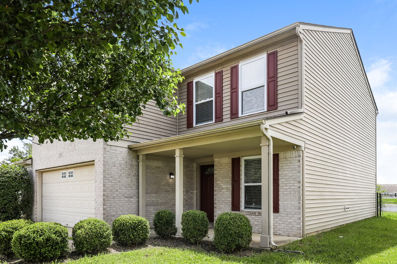 2,200/Mo, 8234 Gathering Cir Indianapolis, IN 46259 Front View