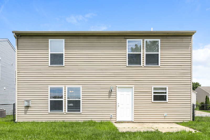 2,200/Mo, 8234 Gathering Cir Indianapolis, IN 46259 Rear View