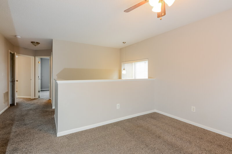 2,010/Mo, 4650 Whitview Ln Indianapolis, IN 46237 Loft View