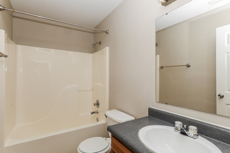 2,025/Mo, 4650 Whitview Ln Indianapolis, IN 46237 Misc View 13