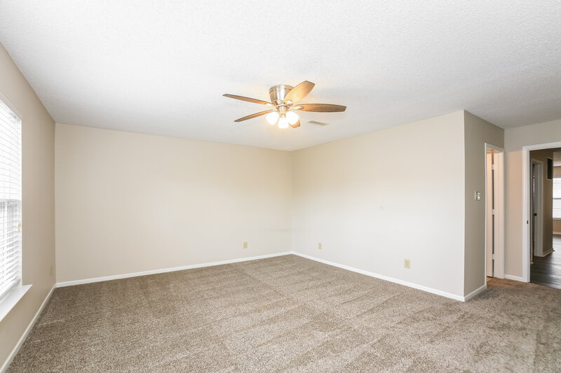 1,985/Mo, 9454 W Canoe Trl Pendleton, IN 46064 Main Bedroom View 3