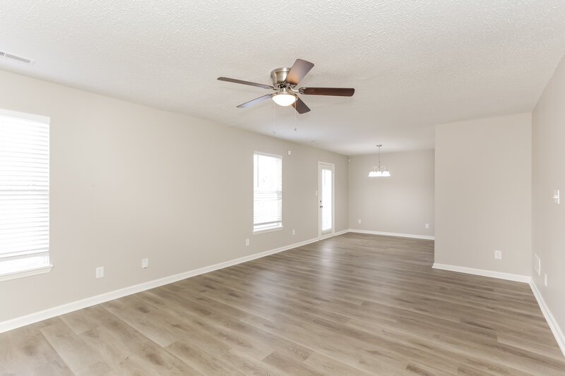 1,760/Mo, 3937 Candle Berry Dr Indianapolis, IN 46235 Living Room View