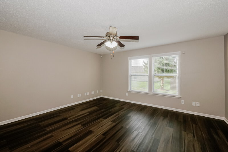 1,755/Mo, 9676 W Constellation Dr Pendleton, IN 46064 Living Room View 2