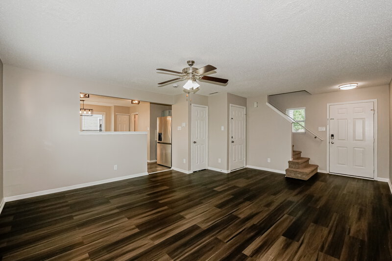 1,755/Mo, 9676 W Constellation Dr Pendleton, IN 46064 Living Room View 3