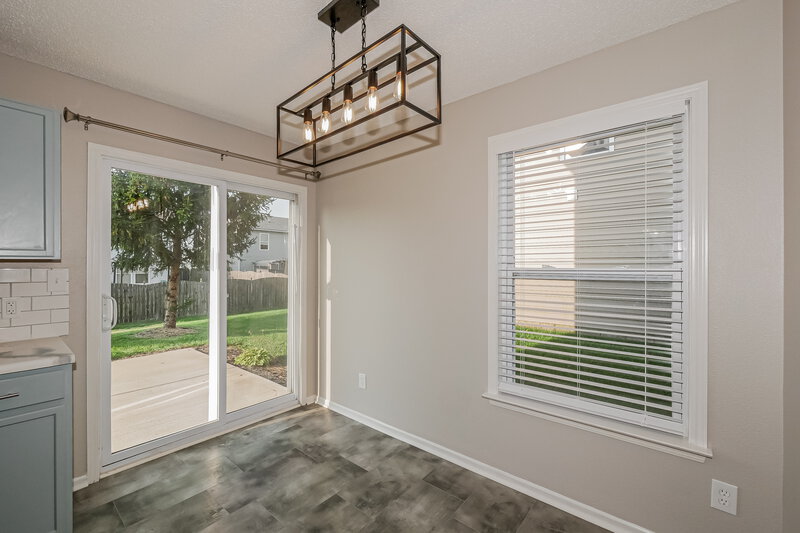 1,755/Mo, 9676 W Constellation Dr Pendleton, IN 46064 Dining Room View