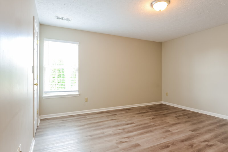 2,455/Mo, 7764 Shasta Dr Indianapolis, IN 46217 Bedroom View 2