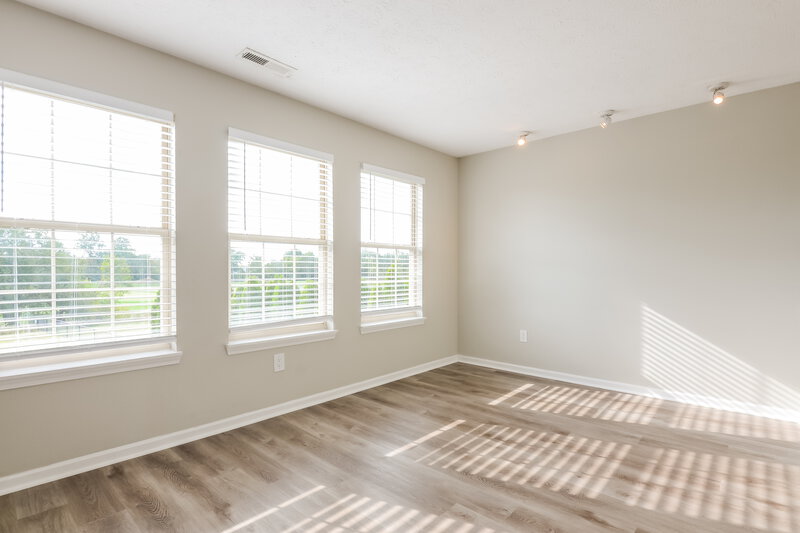 2,455/Mo, 7764 Shasta Dr Indianapolis, IN 46217 Bedroom View 3