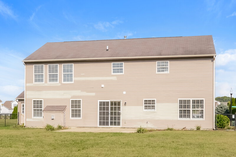 2,455/Mo, 7764 Shasta Dr Indianapolis, IN 46217 Rear View