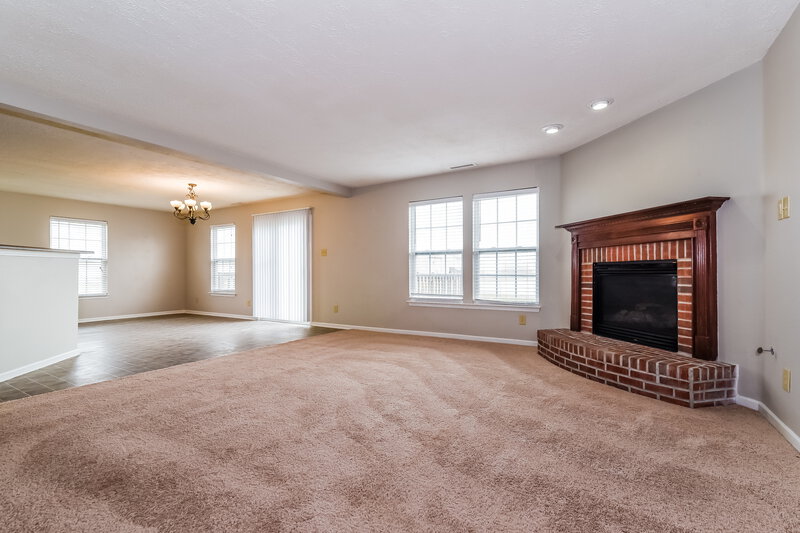 0/Mo, 7740 Brandenburg Way Indianapolis, IN 46239 Living Room View