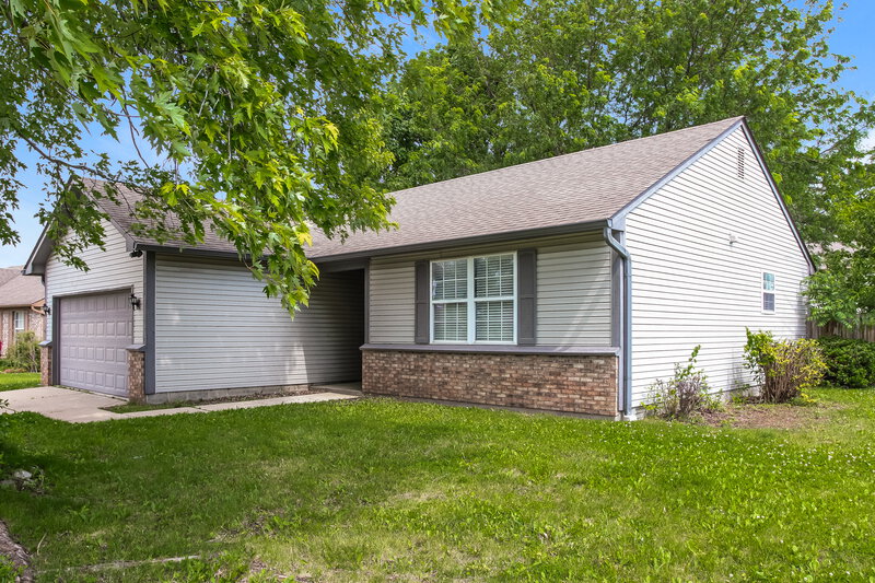 1,895/Mo, 7825 Jaclyn Dr Indianapolis, IN 46237 Front View