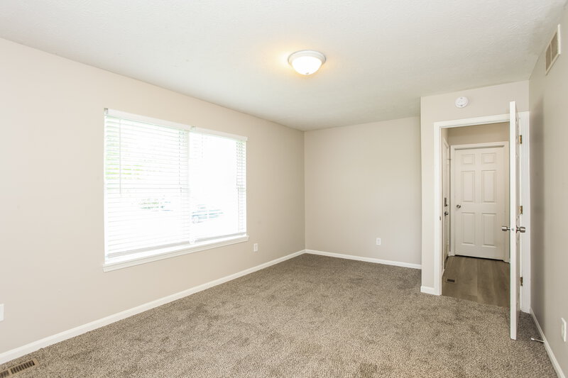 1,895/Mo, 7825 Jaclyn Dr Indianapolis, IN 46237 Bedroom View 2