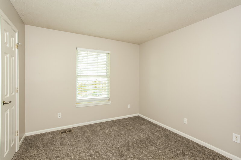 1,895/Mo, 7825 Jaclyn Dr Indianapolis, IN 46237 Bedroom View 4