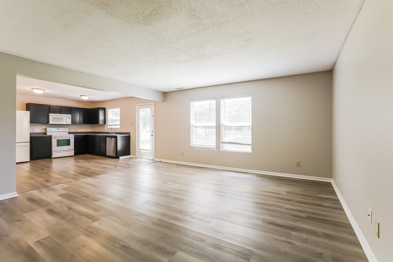 1,760/Mo, 9205 Middlebury Way Camby, IN 46113 Living Room View