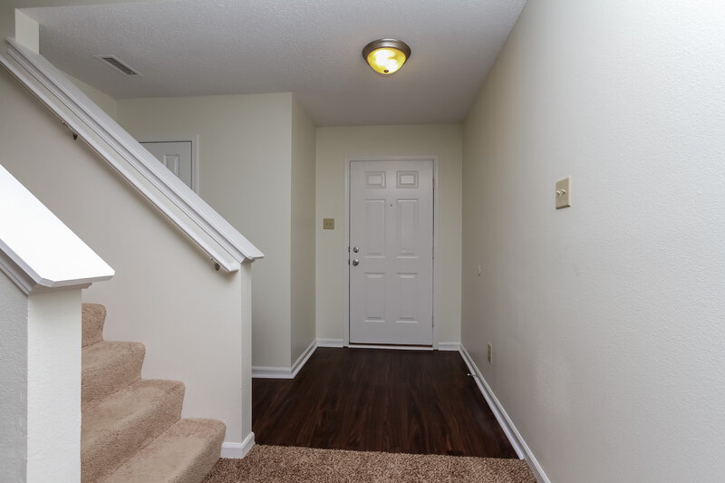 1,515/Mo, 3115 Black Forest Ln Indianapolis, IN 46239 Foyer View