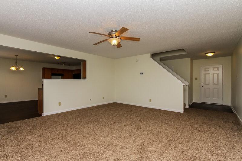 1,515/Mo, 3115 Black Forest Ln Indianapolis, IN 46239 Living Room View