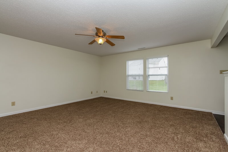 1,515/Mo, 3115 Black Forest Ln Indianapolis, IN 46239 Living Room View 2