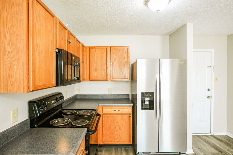1,740/Mo, 3115 Black Forest Ln Indianapolis, IN 46239 Kitchen View