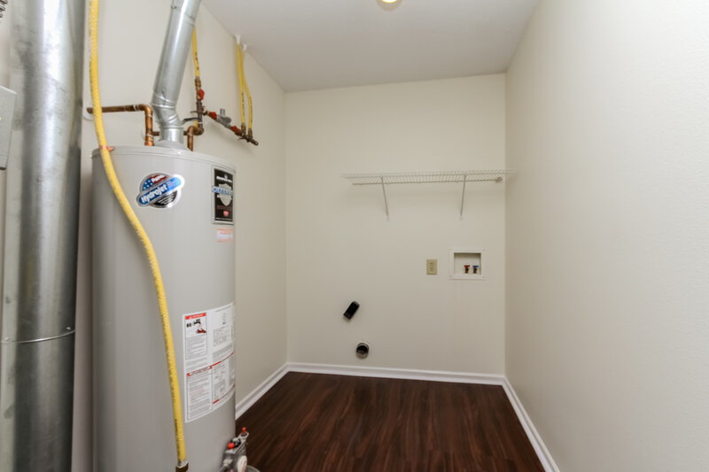 1,515/Mo, 3115 Black Forest Ln Indianapolis, IN 46239 Laundry Room View