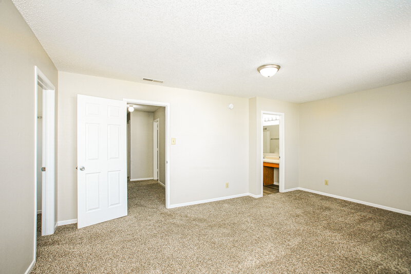 1,740/Mo, 3115 Black Forest Ln Indianapolis, IN 46239 Main Bedroom View 2