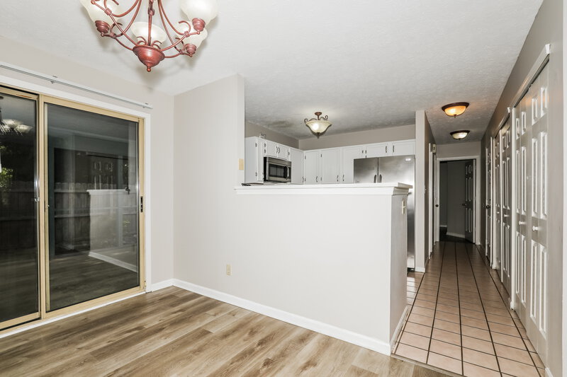 2,020/Mo, 2917 Sunnyfield Ct Indianapolis, IN 46228 Dining Room View