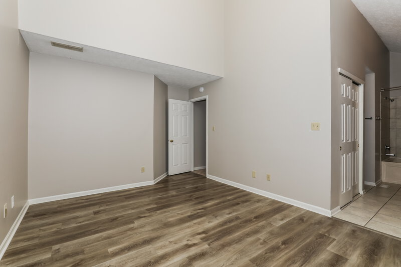 2,020/Mo, 2917 Sunnyfield Ct Indianapolis, IN 46228 Main Bedroom View