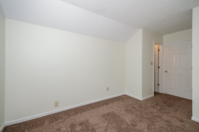 1,905/Mo, 2917 Sunnyfield Ct Indianapolis, IN 46228 Bedroom View