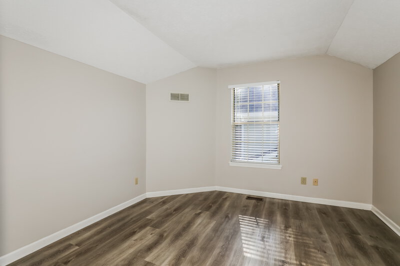 2,020/Mo, 2917 Sunnyfield Ct Indianapolis, IN 46228 Bedroom View 3