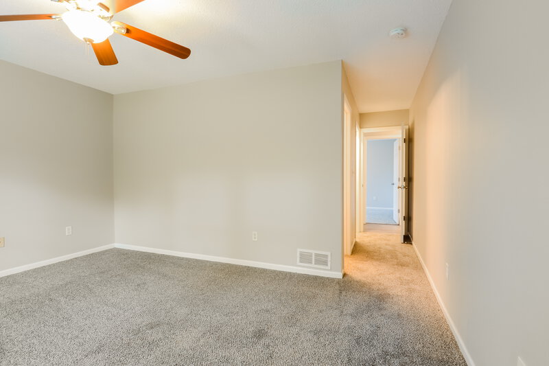 2,120/Mo, 5904 Minden Dr Indianapolis, IN 46221 Main Bedroom View 2