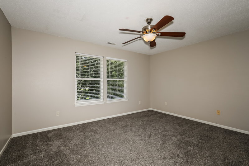 2,060/Mo, 5904 Minden Dr Indianapolis, IN 46221 Bedroom View 2