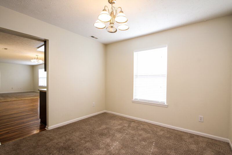 1,900/Mo, 5956 Tybalt Ln Indianapolis, IN 46254 Dining Room View