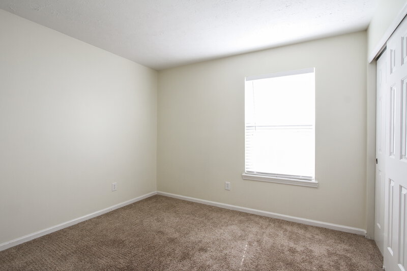 1,900/Mo, 5956 Tybalt Ln Indianapolis, IN 46254 Bedroom View 5