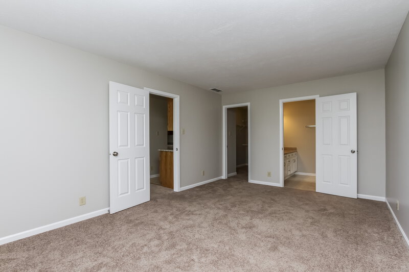 1,430/Mo, 7562 Bancaster Dr Indianapolis, IN 46268 Master Bedroom View