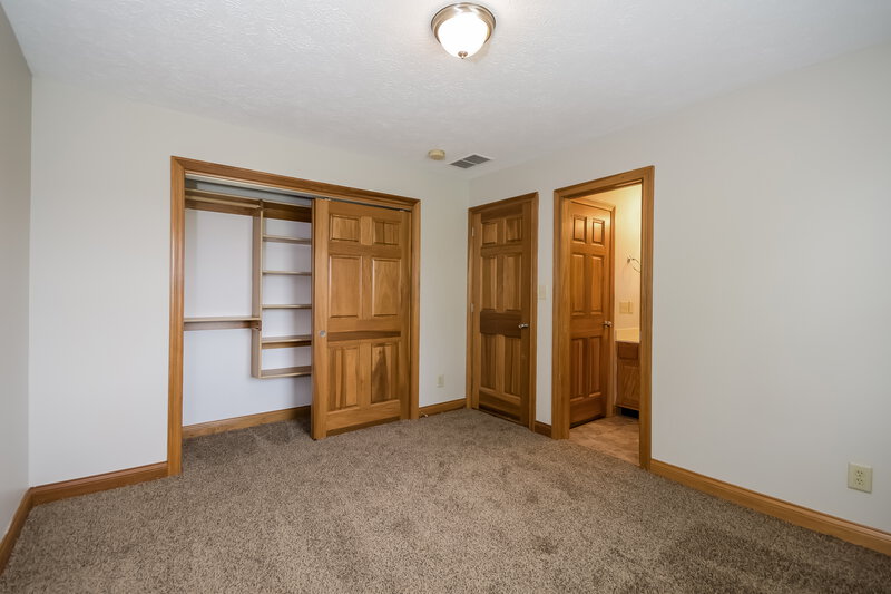 1,935/Mo, 776 Raintree Dr Avon, IN 46123 Master Bedroom View