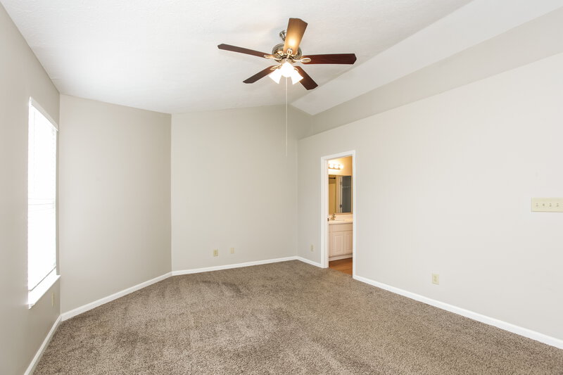 2,125/Mo, 8233 Twin River Dr Indianapolis, IN 46239 Misc View 7