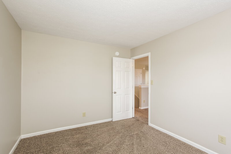 2,125/Mo, 8233 Twin River Dr Indianapolis, IN 46239 Misc View 9